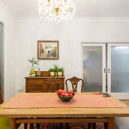 A Short Walk To Syntagma And Plaka By Athenian Homes Apartment *